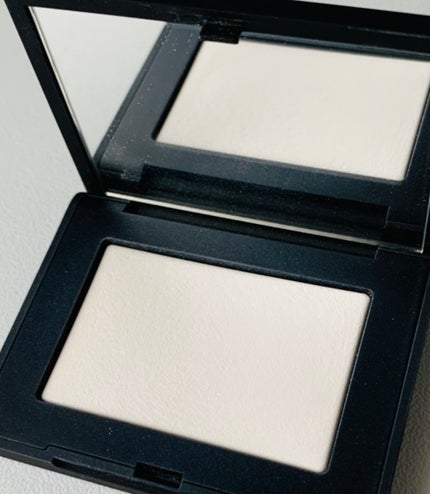 ライトリフレクティングセッティングパウダー プレスト N/NARS/プレストパウダーを使ったクチコミ(1枚目)