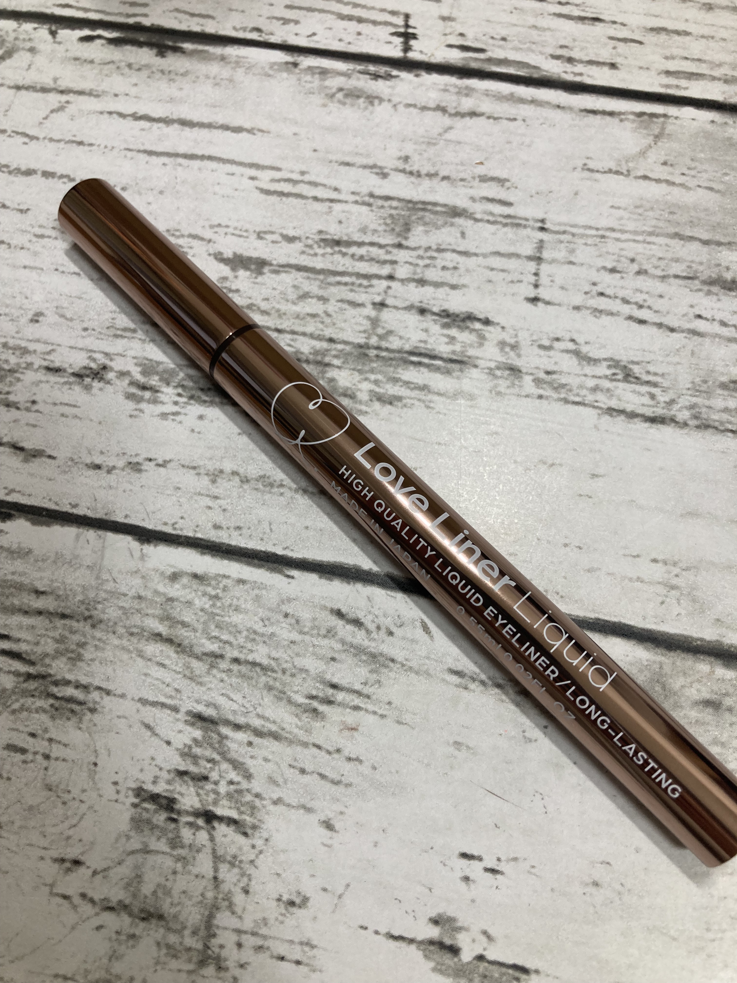 リキッドアイライナーR4/ラブ・ライナー/リキッドアイライナーを使ったクチコミ（2枚目）