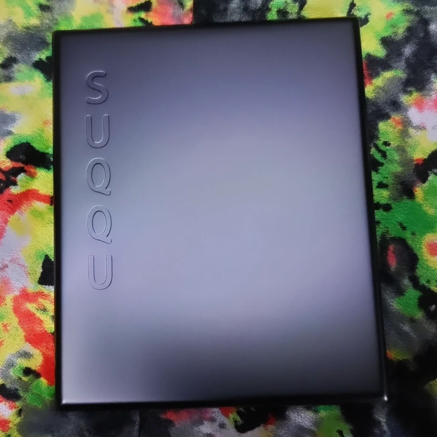 ブラーリング カラー ブラッシュ 101 羽風 -UFUU[限定色] (ペールベージュ × エアリーブルー)/SUQQU/パウダーチークを使ったクチコミ（3枚目）