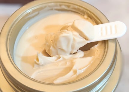 タプリス プエラフィカ エマルション/ドクターベルツ/フェイスクリームを使ったクチコミ(4枚目)