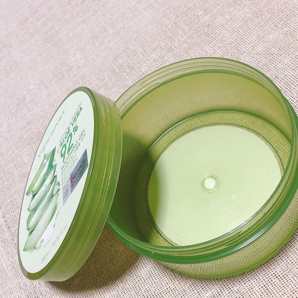 マイルド＆モイスチャーアロエジェル/ネイチャーリパブリック/ボディローションを使ったクチコミ（3枚目）