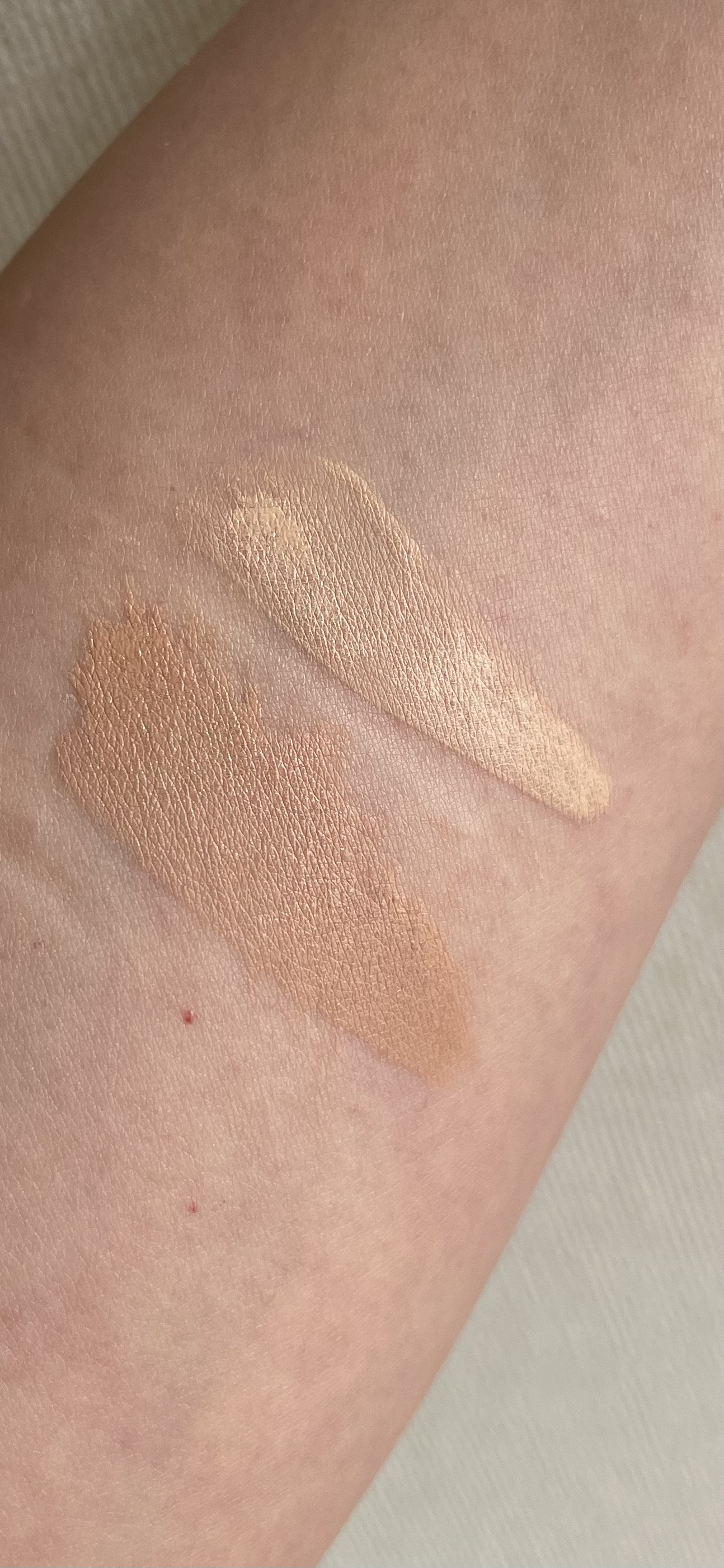 フィットミー リキッドファンデーション R 125/MAYBELLINE NEW YORK/リキッドファンデーションを使ったクチコミ（3枚目）