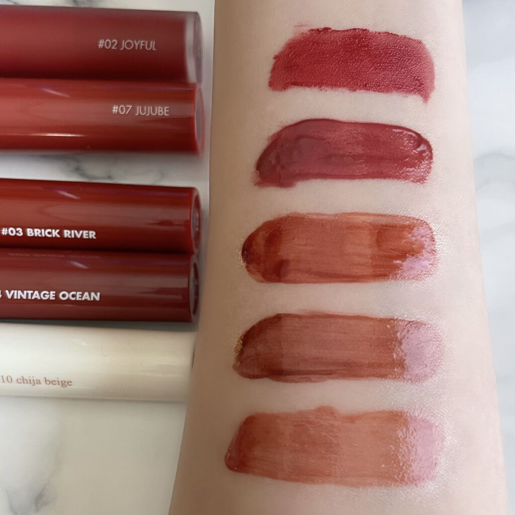 ジューシーラスティングティント/rom&nd/リップティントを使ったクチコミ（3枚目）