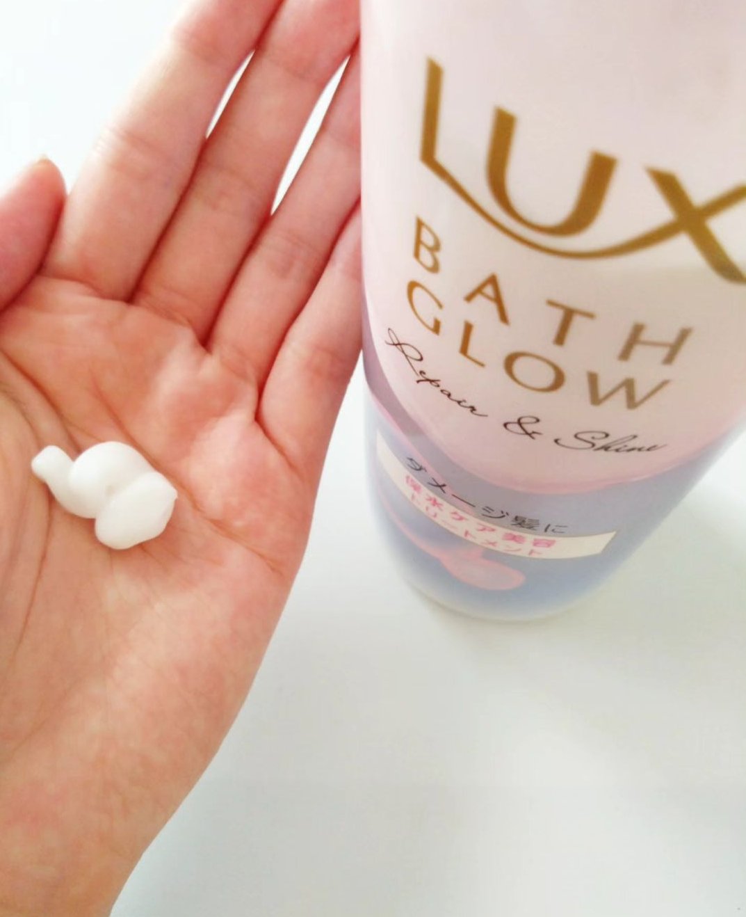 ラックス バスグロウ リペア＆シャイン ヘアブースター/LUX/洗い流すヘアトリートメントを使ったクチコミ（3枚目）