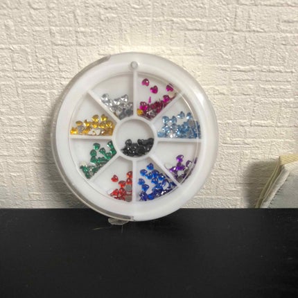 HIMA🌻 on LIPS 「*マニキュア*①2キティネイル〈リフレクショングリーン〉→親指..」(4枚目)