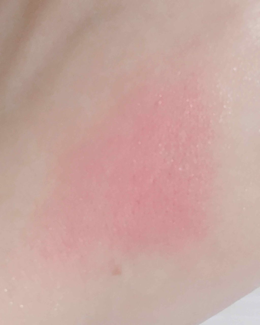 スフレチーク Souffle/DAISO/ジェル・クリームチークを使ったクチコミ（3枚目）