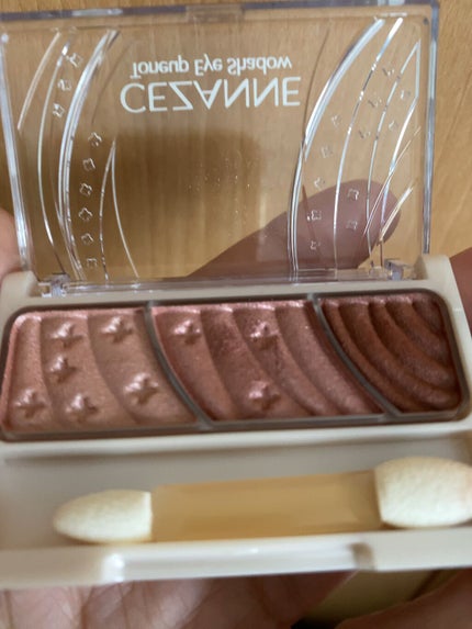 トーンアップアイシャドウ/CEZANNE/アイシャドウパレットを使ったクチコミ(5枚目)