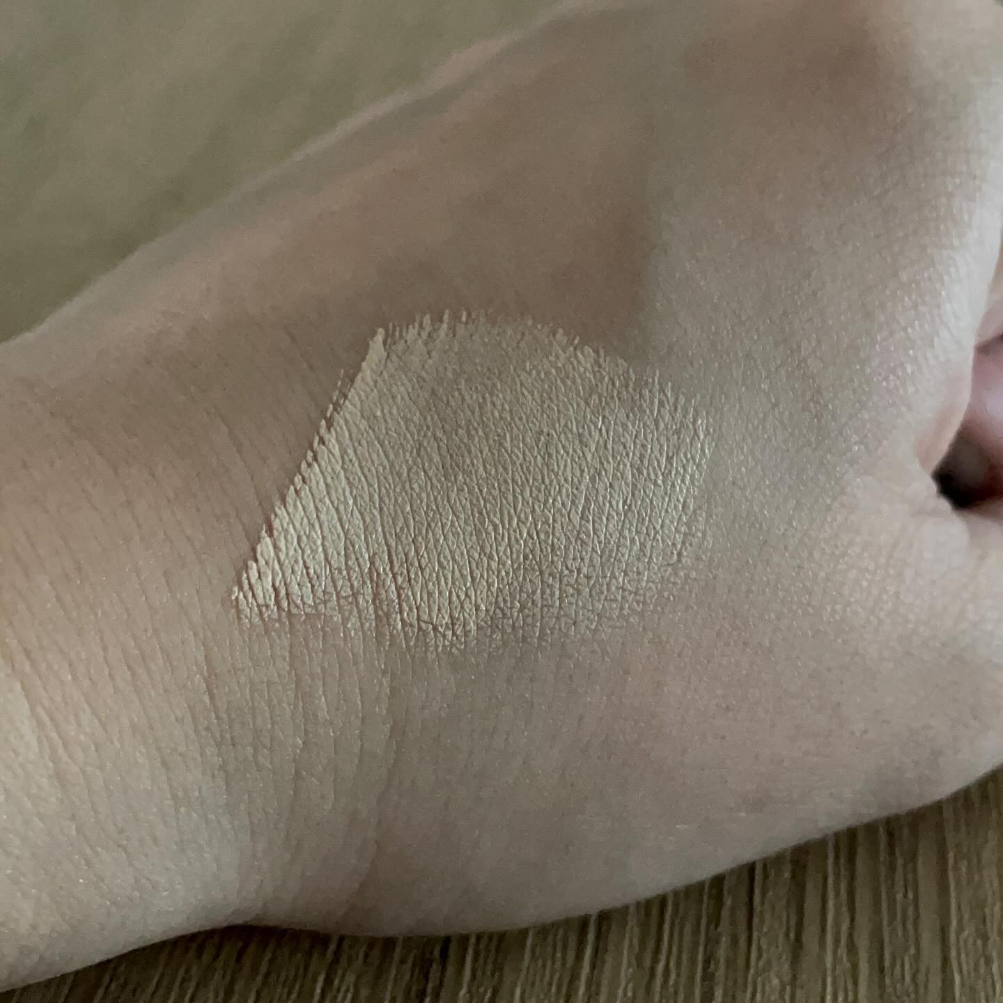 ダーマシンコンシーラー/23years old/リキッドコンシーラーを使ったクチコミ（3枚目）