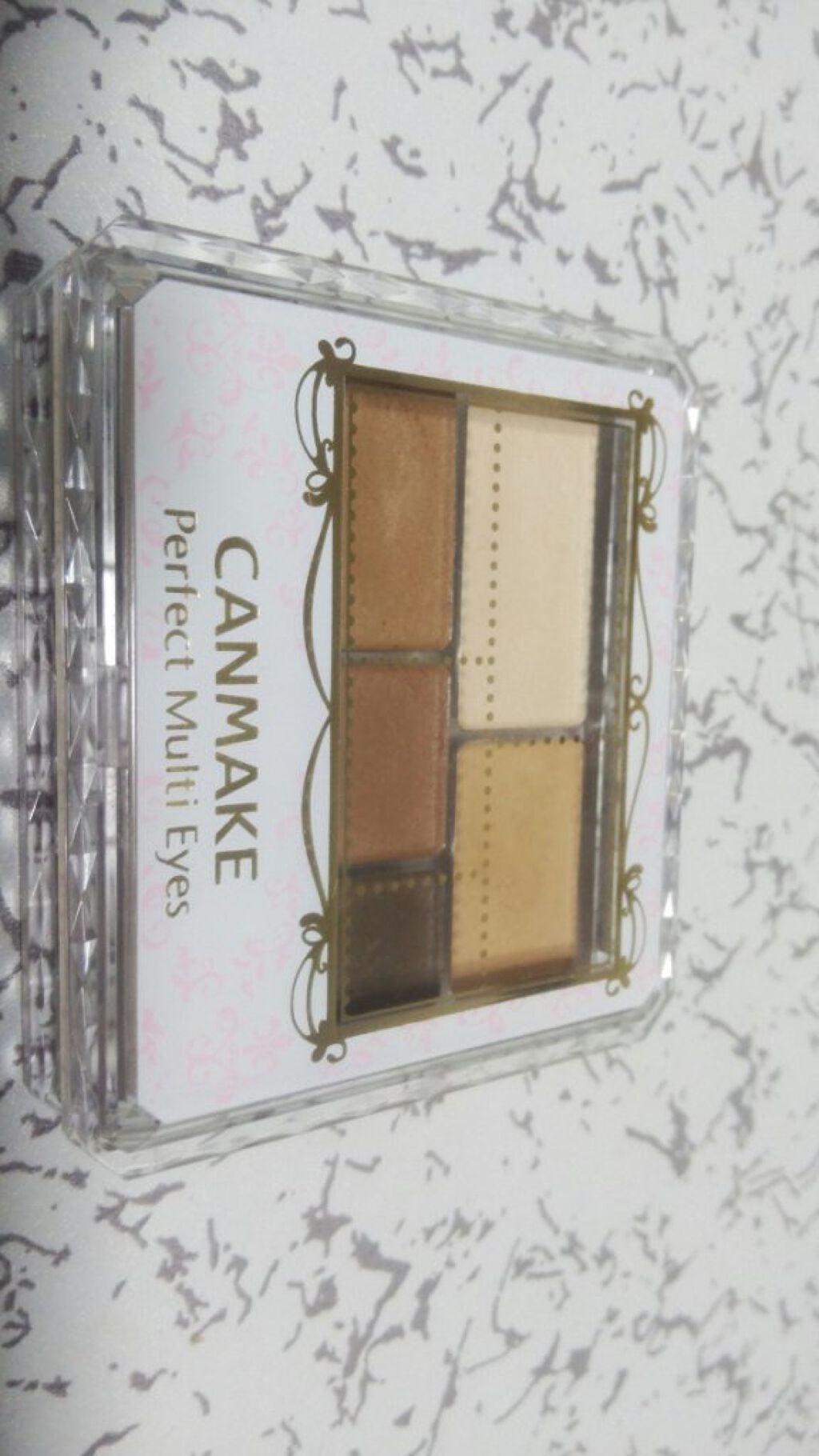 パーフェクトマルチアイズ/キャンメイク/アイシャドウパレットを使ったクチコミ(1枚目)