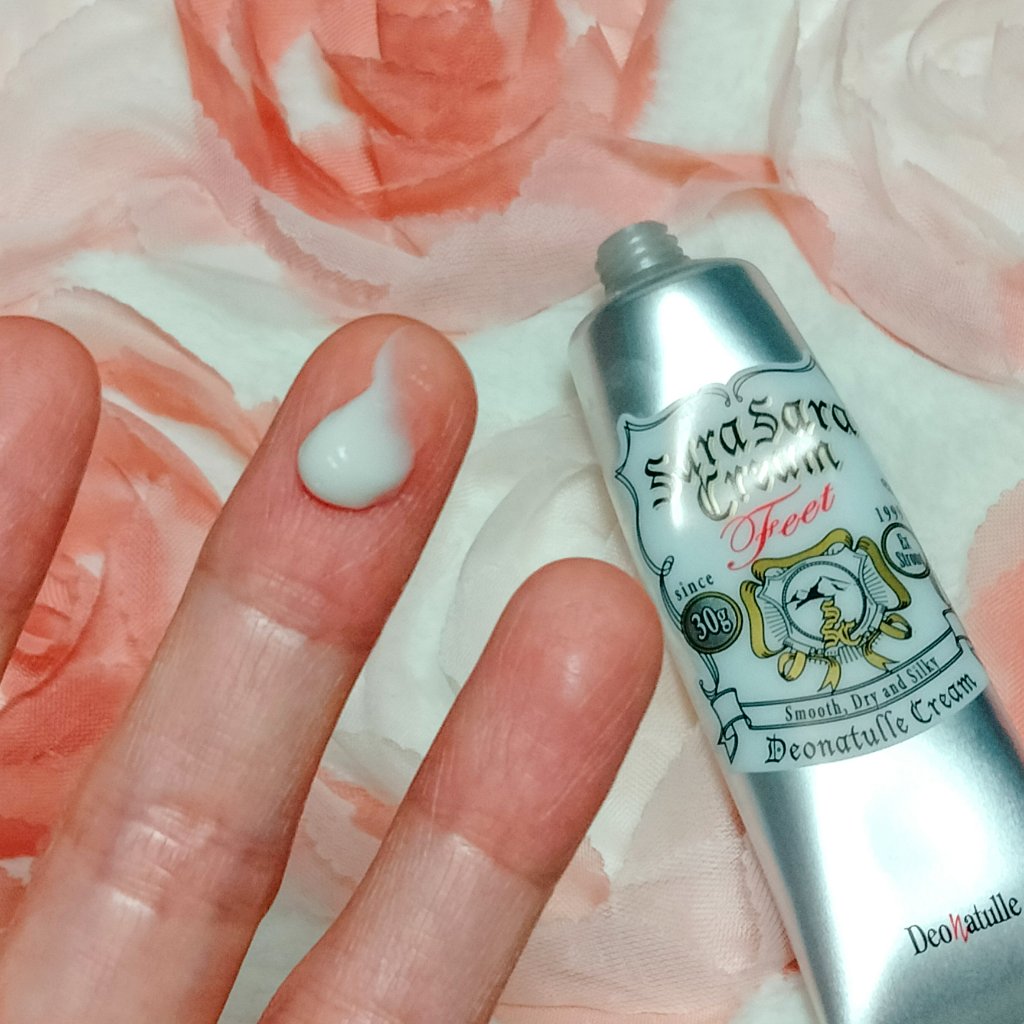 薬用足指さらさらクリーム/デオナチュレ/デオドラント・制汗剤を使ったクチコミ（2枚目）