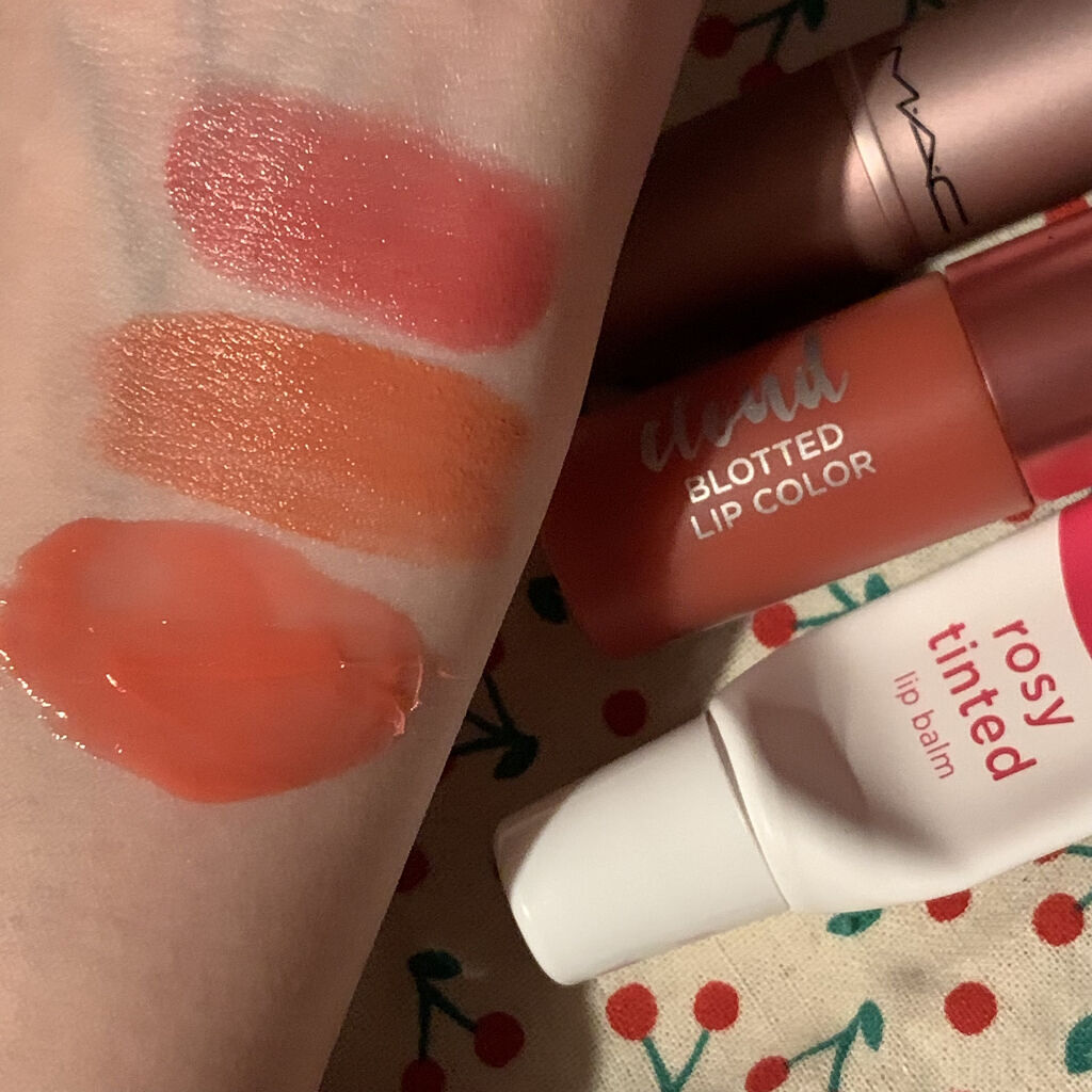 キス クラウド ブロッテッド リップ カラー 003 ロージー コットン キャンディ/REVLON/口紅を使ったクチコミ（2枚目）