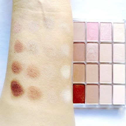 ソフトブラーリングアイパレット/wakemake/アイシャドウパレットを使ったクチコミ(7枚目)