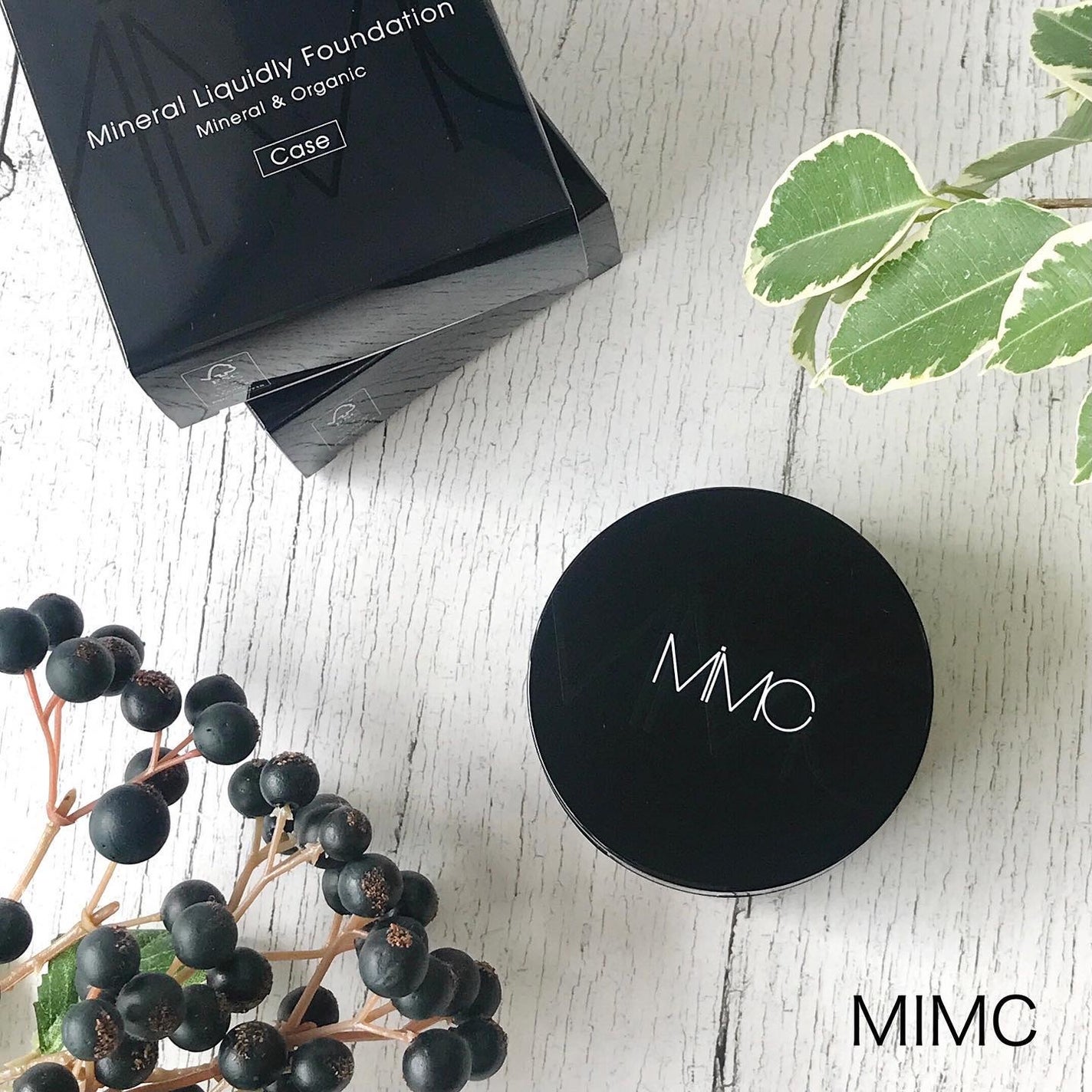 ミネラルリキッドリー ファンデーション SPF22 PA++/MiMC/リキッドファンデーションを使ったクチコミ(1枚目)