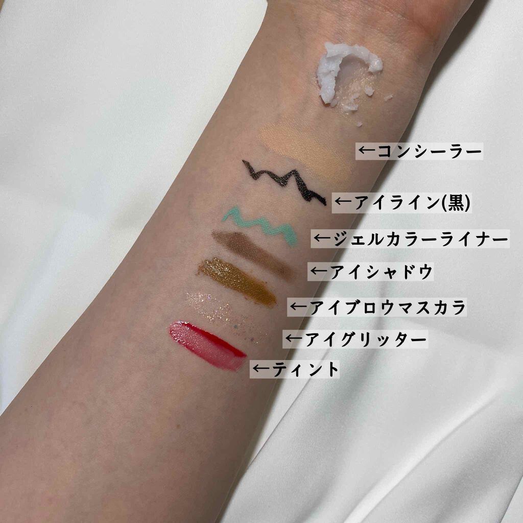 カラーステイ アイライナー カリグラフィー スリム&シャープ 001 ブラッケストブラック/REVLON/リキッドアイライナーを使ったクチコミ（2枚目）