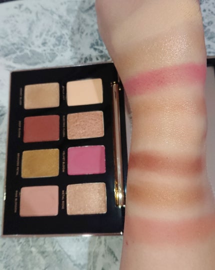 リュクス メタル ローズ アイシャドウ パレット/BOBBI BROWN/アイシャドウパレットを使ったクチコミ(4枚目)