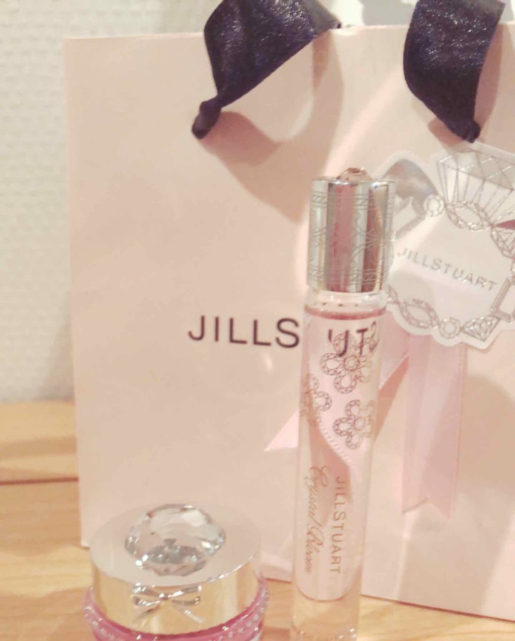 ジルスチュアート クリスタルブルーム オードパルファン/JILL STUART/香水(レディース)を使ったクチコミ（1枚目）
