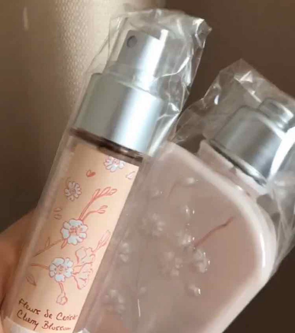 チェリーブロッサム シマーリングボディミルク/L'OCCITANE/ボディミルクを使ったクチコミ(1枚目)
