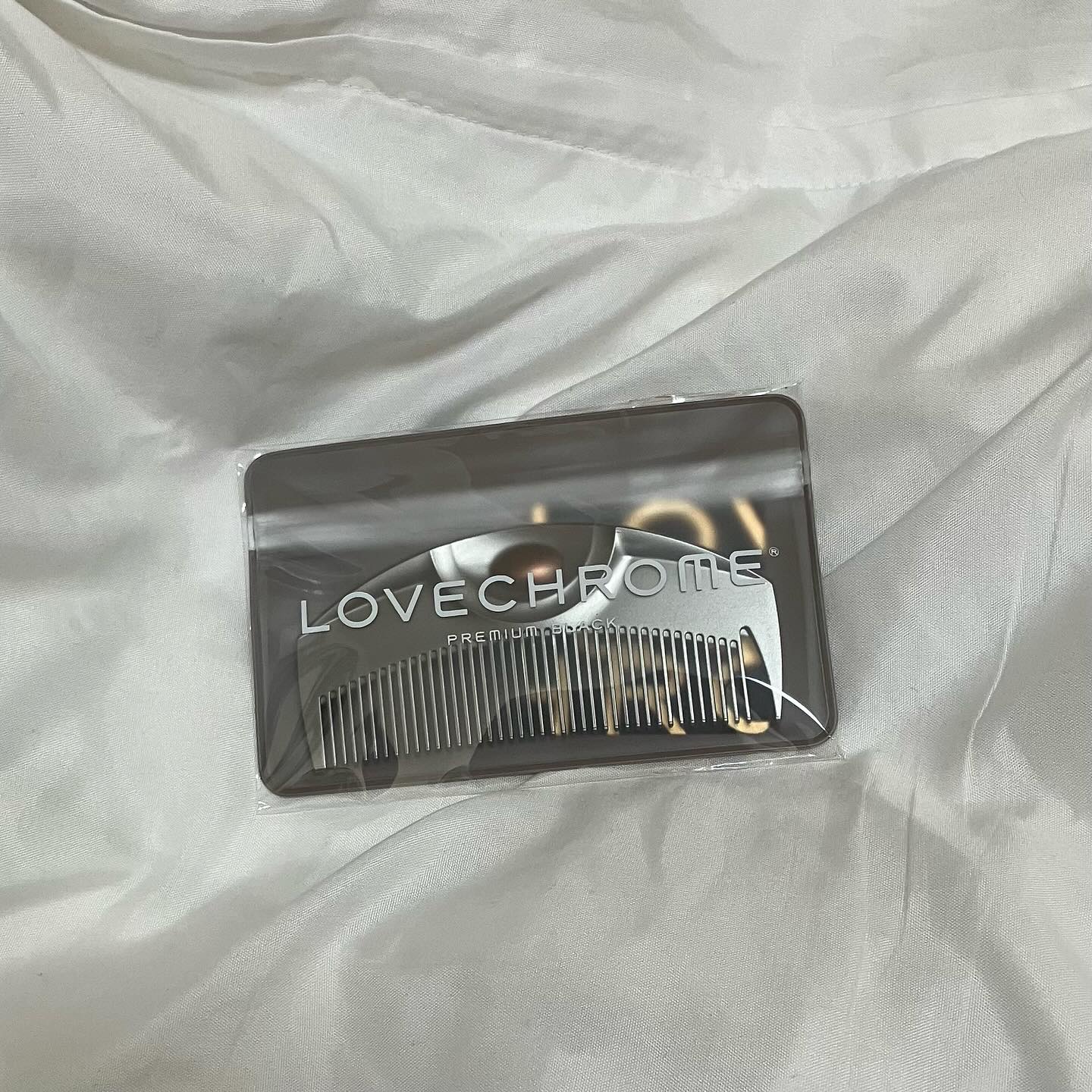 PG ツキ プレミアムブラック/LOVECHROME/ヘアコームを使ったクチコミ（2枚目）