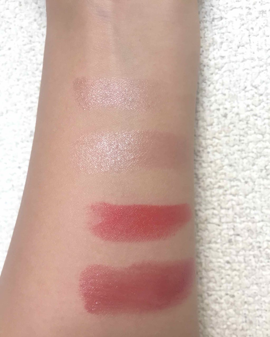 ラ プティット ローブ ノワール リップ/GUERLAIN/口紅を使ったクチコミ（2枚目）