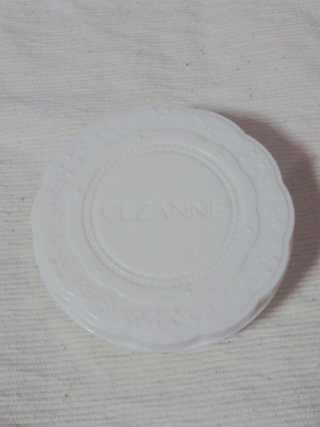 UVシルクカバーパウダー/CEZANNE/プレストパウダーを使ったクチコミ（3枚目）