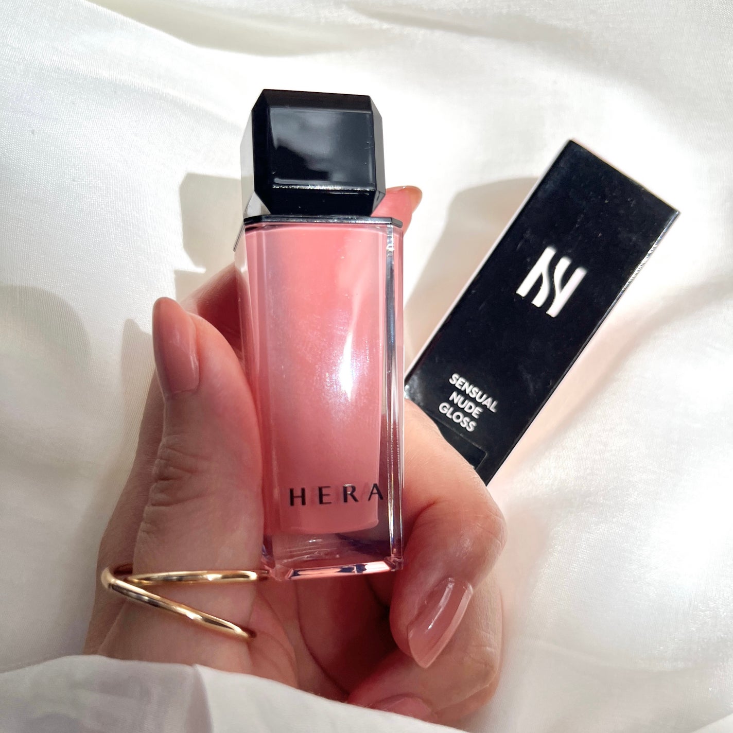センシュアルヌードグロス/HERA/リップグロスを使ったクチコミ(3枚目)