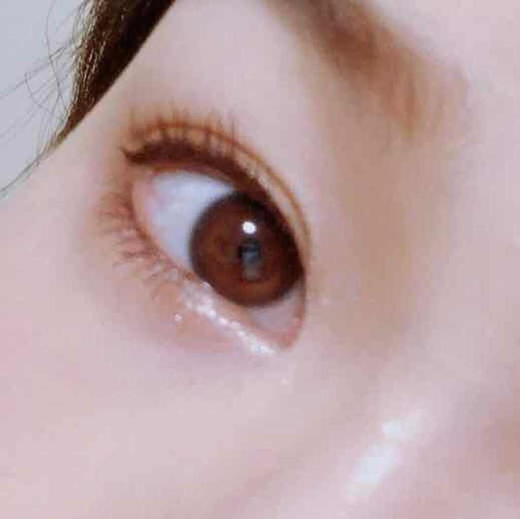 プリズム エアー シャドウ/CLIO/単色アイシャドウを使ったクチコミ（3枚目）