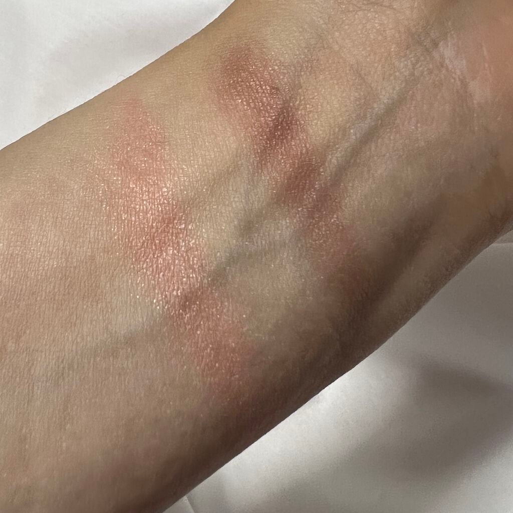 ペタル フロート アイシャドウ/to/one/アイシャドウパレットを使ったクチコミ(3枚目)