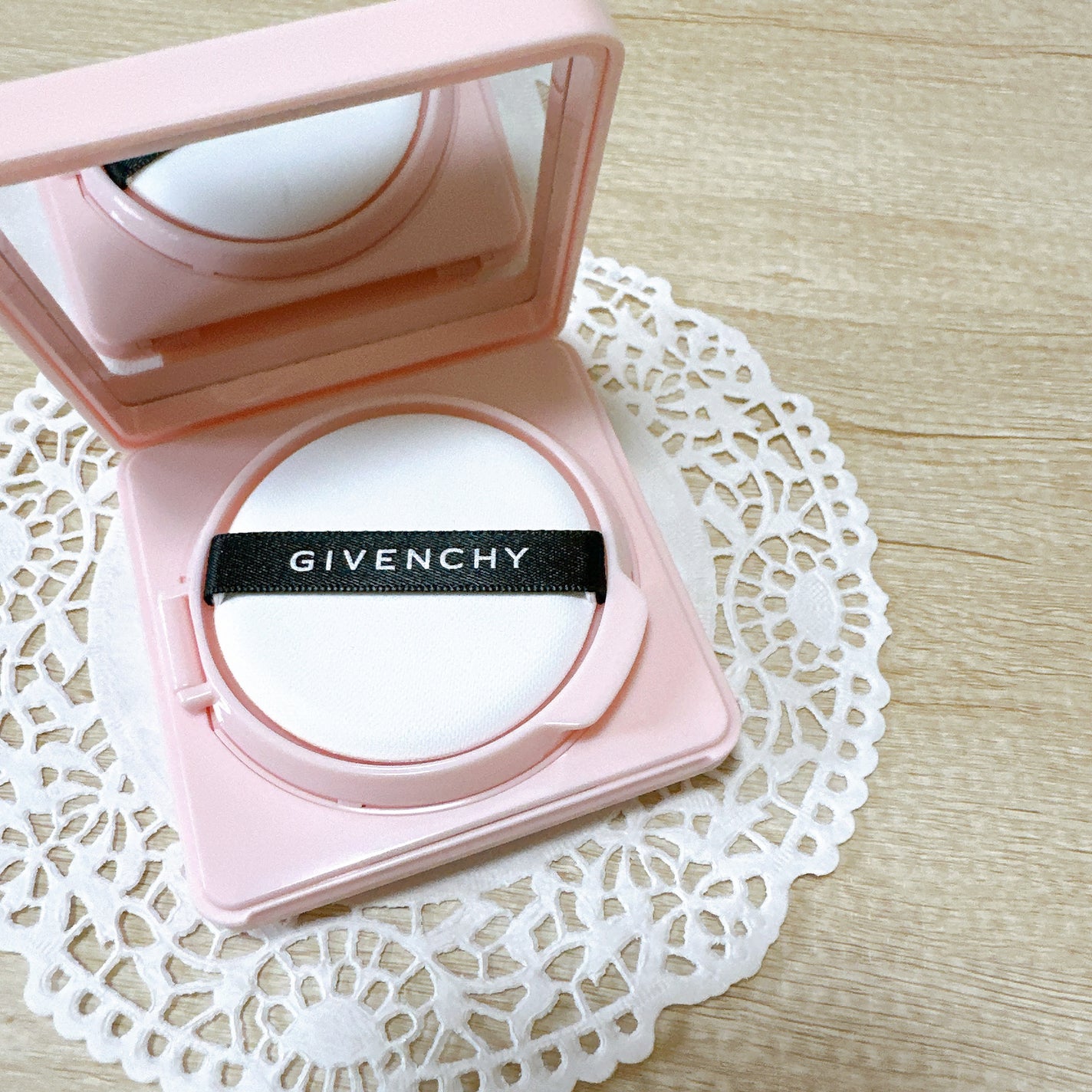 スキン PFCT コンパクト クリーム N/GIVENCHY/化粧下地を使ったクチコミ(4枚目)