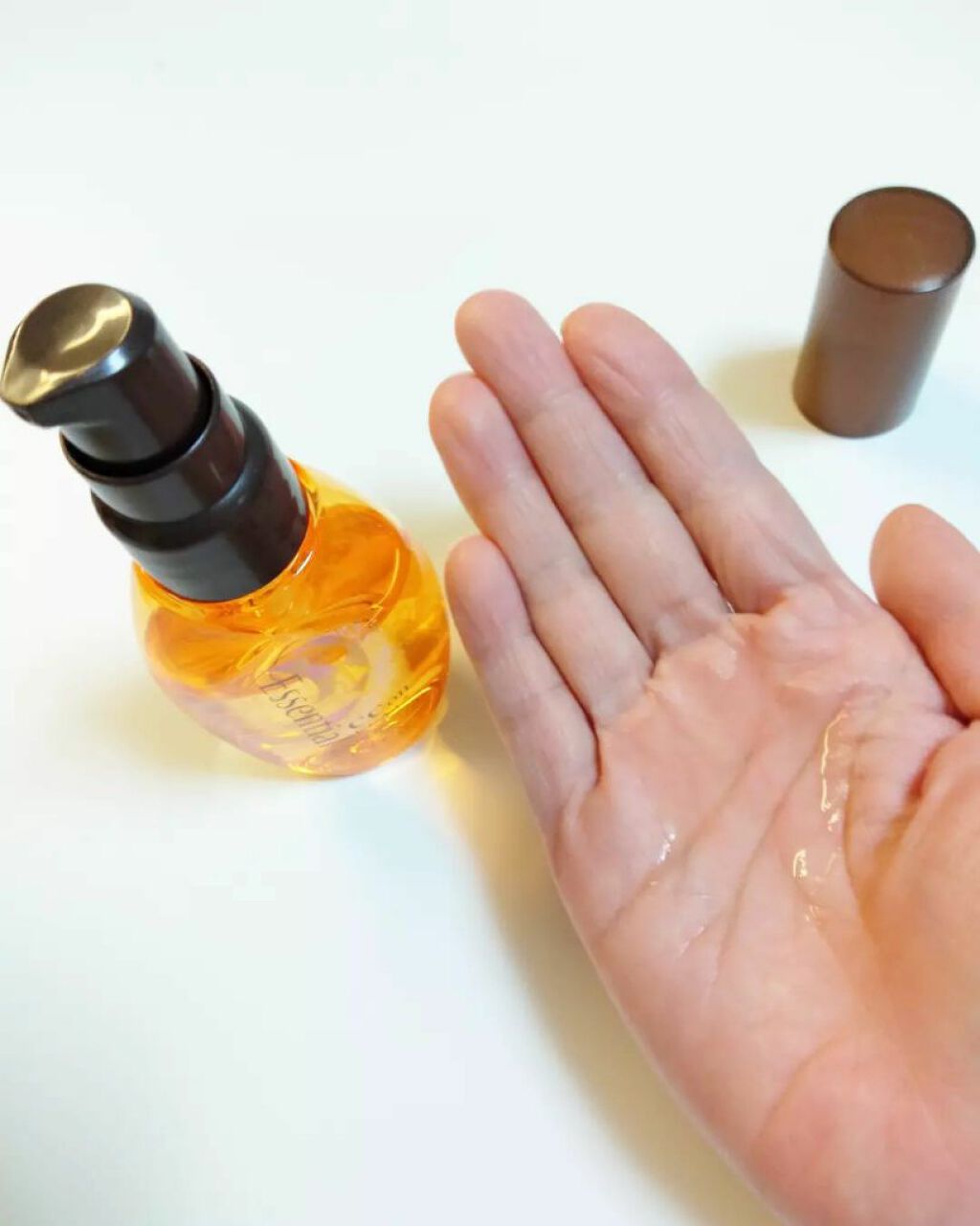 CCオイル/エッセンシャル/ヘアオイルを使ったクチコミ(2枚目)