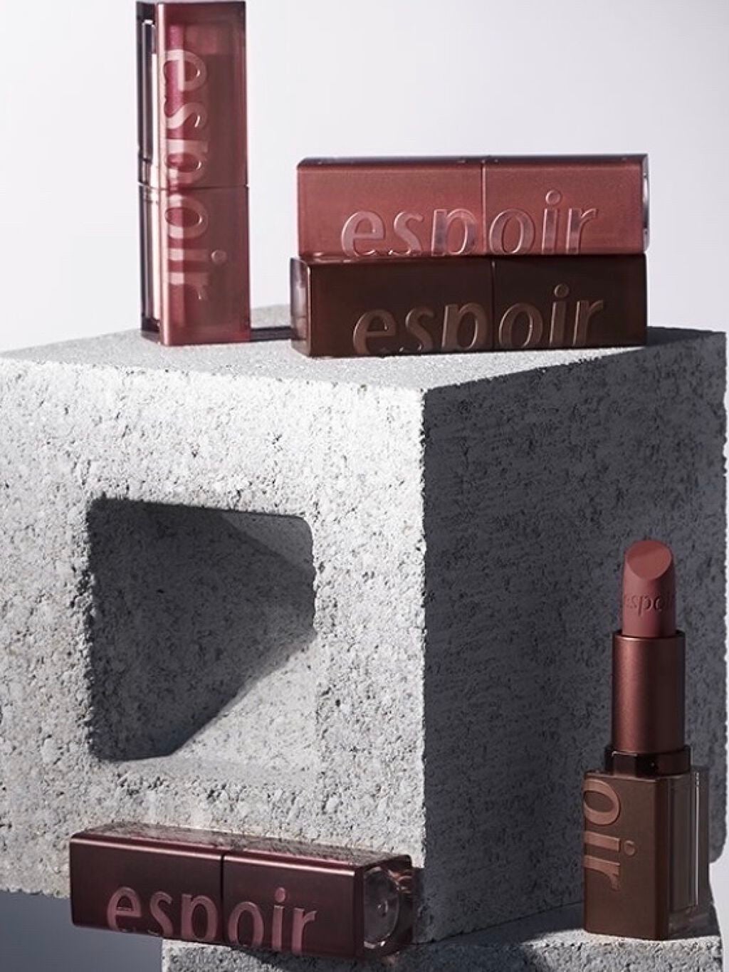 ai on LIPS 「このリップいいからほかのも欲しい😭💕💕#espoir#リップ#..」(1枚目)