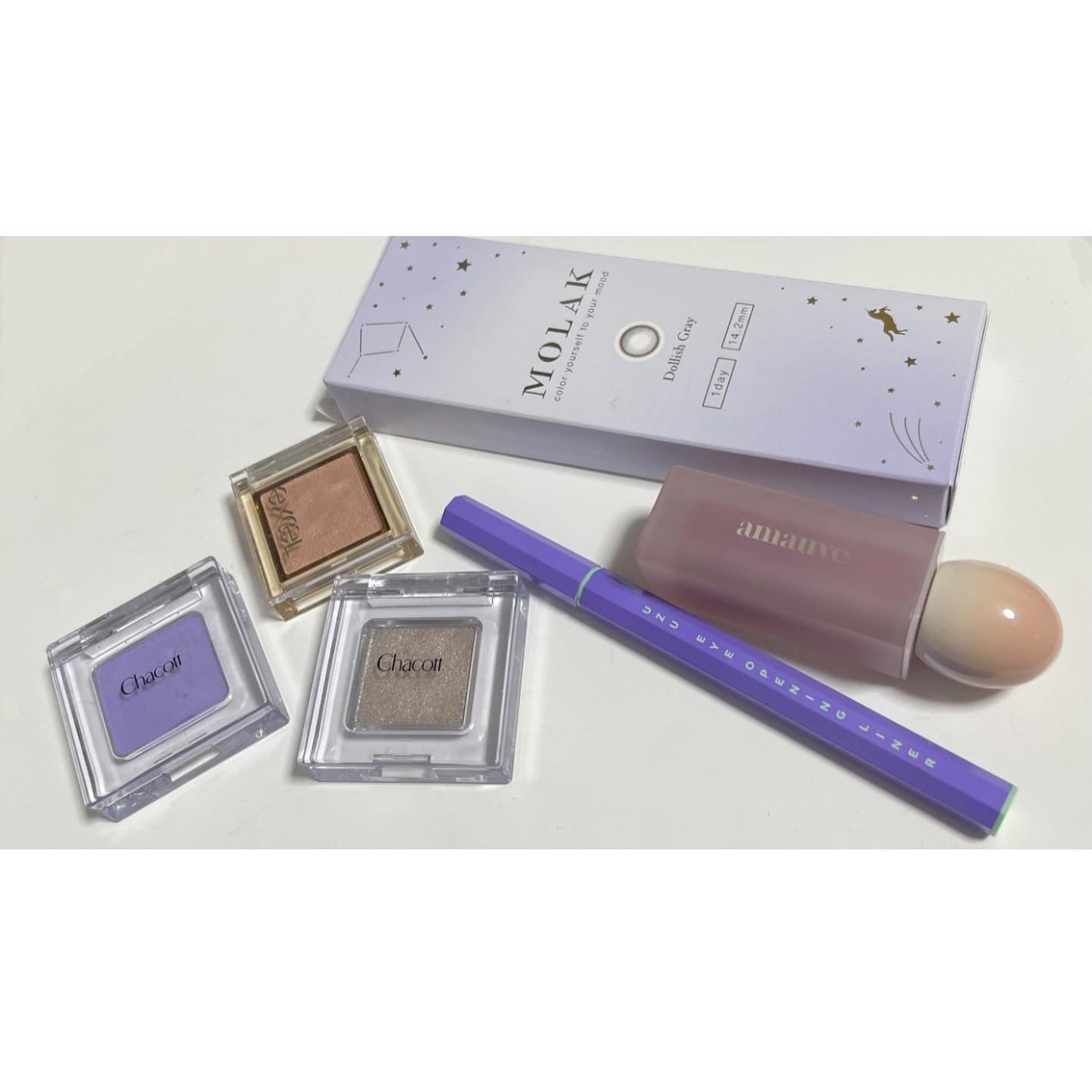 マルチカラーバリエーション マット/チャコット・コスメティクス/単色アイシャドウを使ったクチコミ(3枚目)