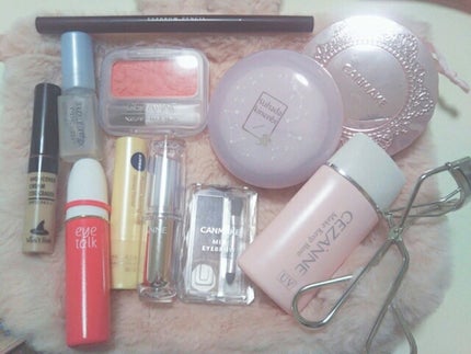 ラスティンググロスリップ/CEZANNE/口紅を使ったクチコミ(1枚目)