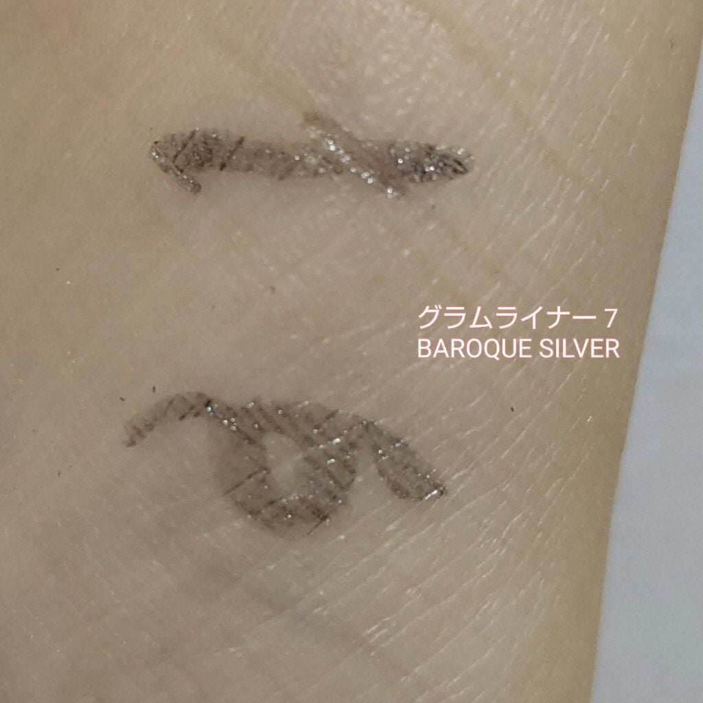 グラムライナー/DOLCE&GABBANA BEAUTY/リキッドアイライナーを使ったクチコミ(2枚目)