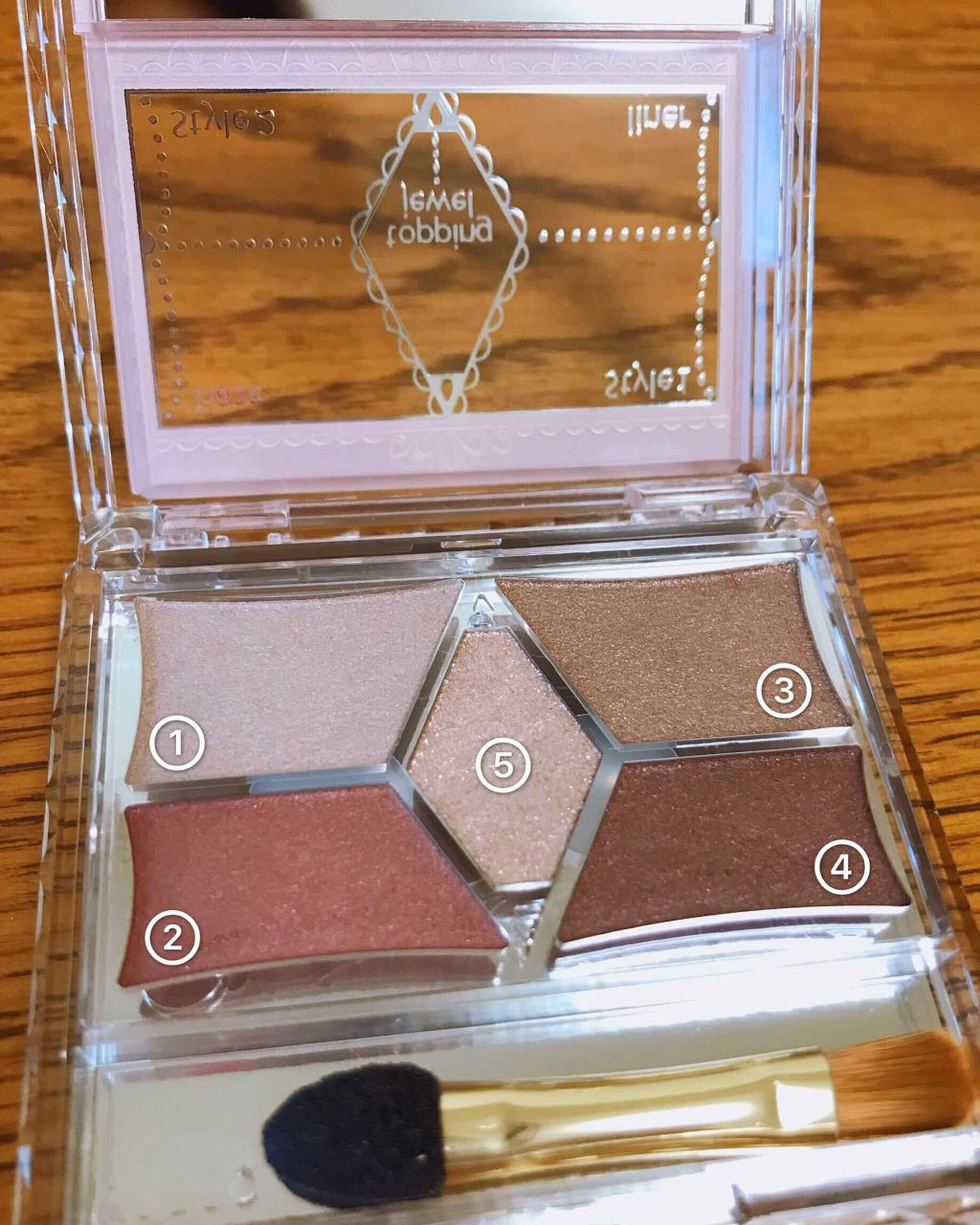 【旧品】パーフェクトスタイリストアイズ/キャンメイク/アイシャドウパレットを使ったクチコミ(3枚目)