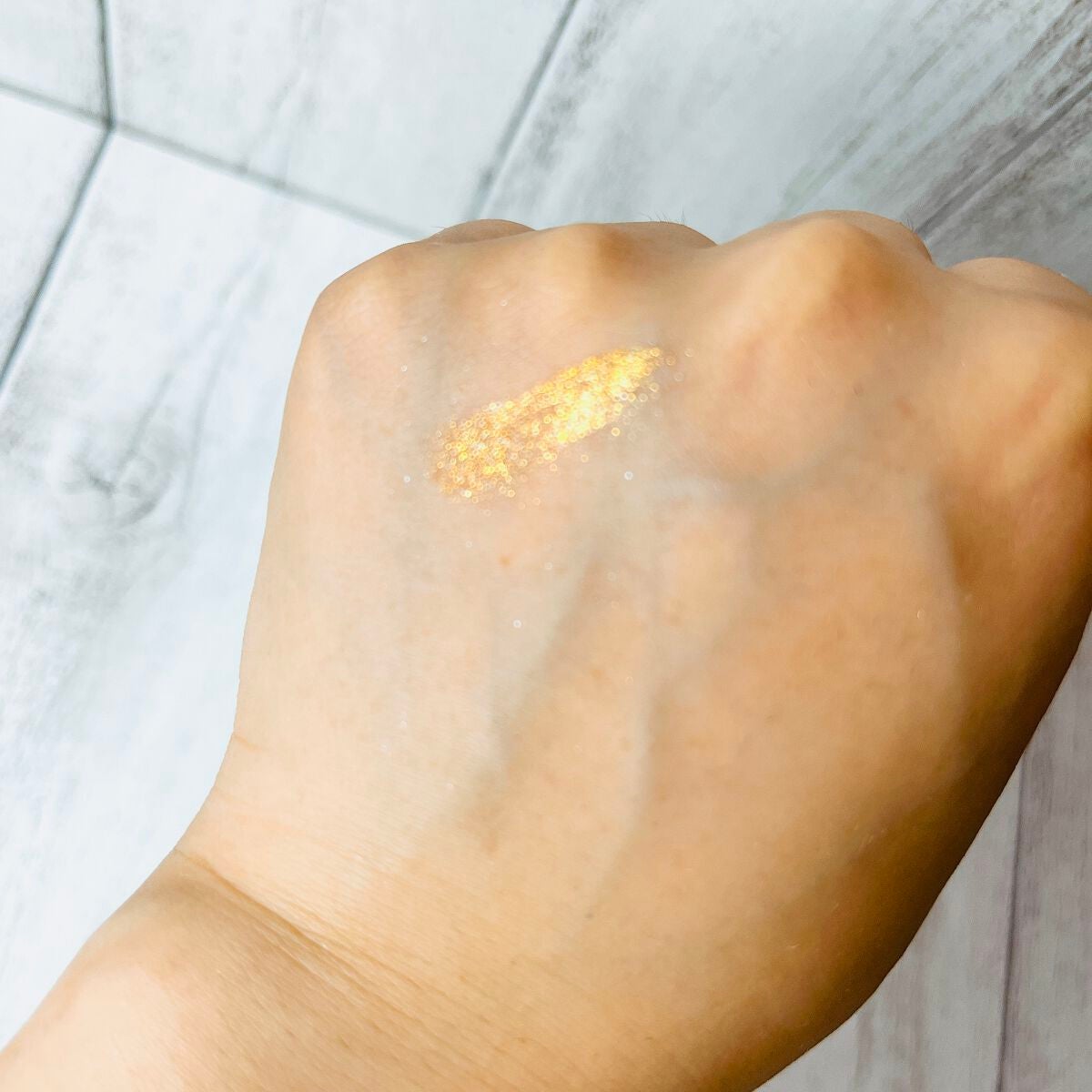 マルチグリッターカラー/ENBAN TOKYO/単色アイシャドウを使ったクチコミ(4枚目)