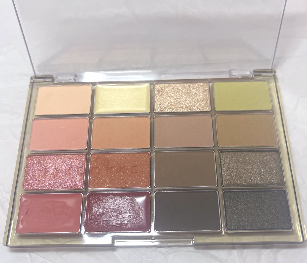 ソフトブラーリングアイパレット/wakemake/アイシャドウパレットを使ったクチコミ（2枚目）