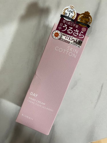 SKINCOTTON 濃厚リペア デイクリームのクチコミ「なんかSNSでバズってるハンドクリーム気になってみたので買ってみた👍

✼••┈┈••✼••┈.....」（3枚目）