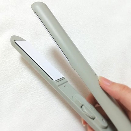 LAVIEL  ストレートアイロンのクチコミ「🌟LAVIEL LIGHT  ストレートアイロン
✔ 軽量でコンパクトサイズ 
✔ セラミッ.....」(2枚目)