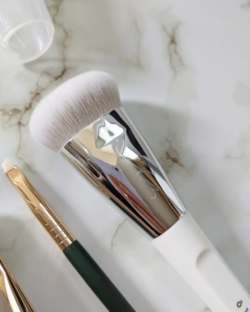 okhee 白玉ファンデーションブラシ/SOOA DOR/メイクブラシを使ったクチコミ（3枚目）