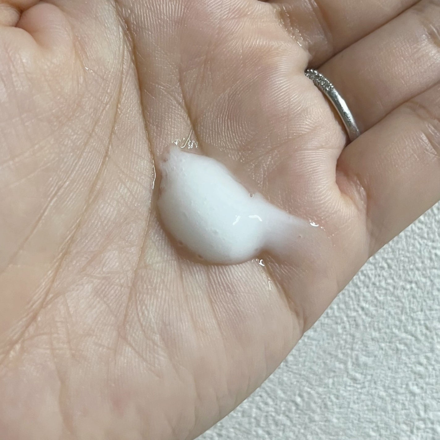 エッセンスイン クレンジングフォーム/d プログラム/洗顔フォームを使ったクチコミ(3枚目)