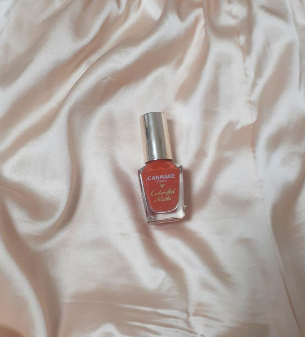 カラフルネイルズ/キャンメイク/マニキュアを使ったクチコミ(2枚目)