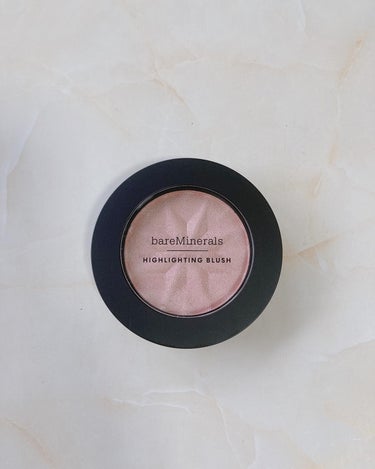 bareMinerals ジェン ヌード ハイライターのクチコミ「❤︎︎❤︎︎❤︎︎
⁡
✨　ベアミネラル
　　　　ジェン ヌード ハイライター　✨
⁡
ずっと.....」（1枚目）