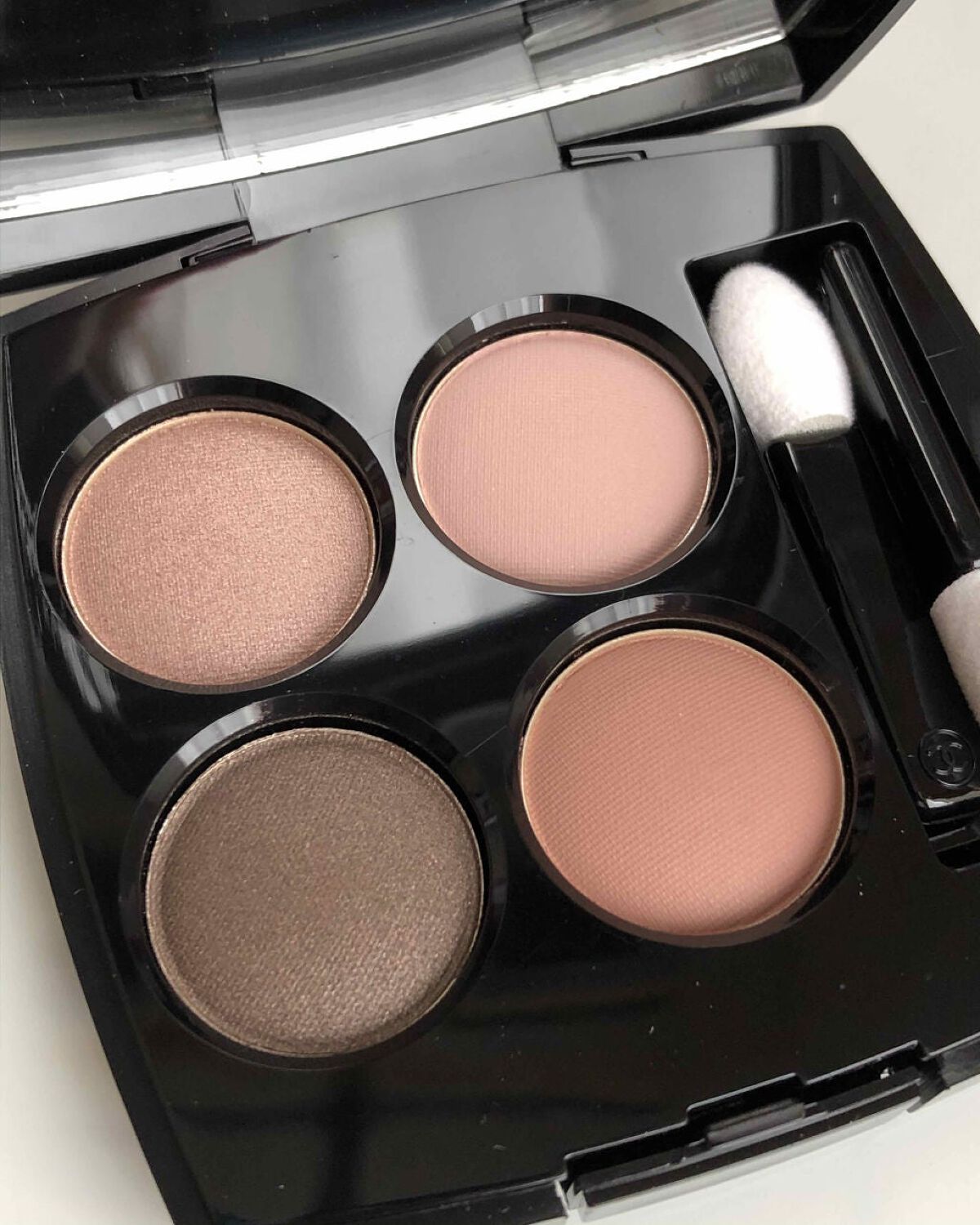 CHANEL レ キャトル オンブル 352 エレメンタル レ キャトル オンブル 352 エレメンタル / CHANEL(シャネル) | LIPS