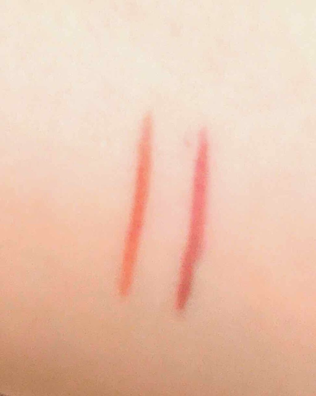 ラブ・ライナー リキッドアイライナーR3/ラブ・ライナー/リキッドアイライナーを使ったクチコミ(2枚目)