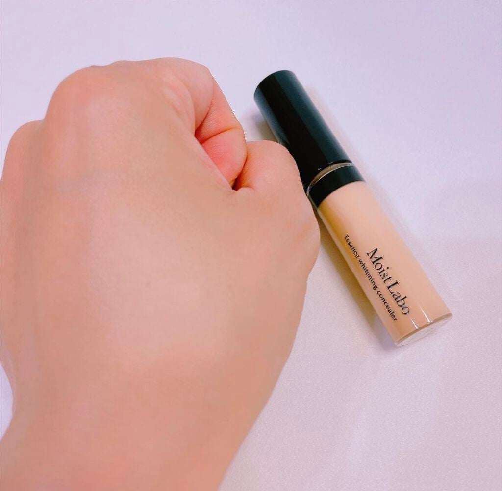 モイストラボ エッセンス薬用美白コンシーラー/Moist Labo/リキッドコンシーラーを使ったクチコミ(3枚目)
