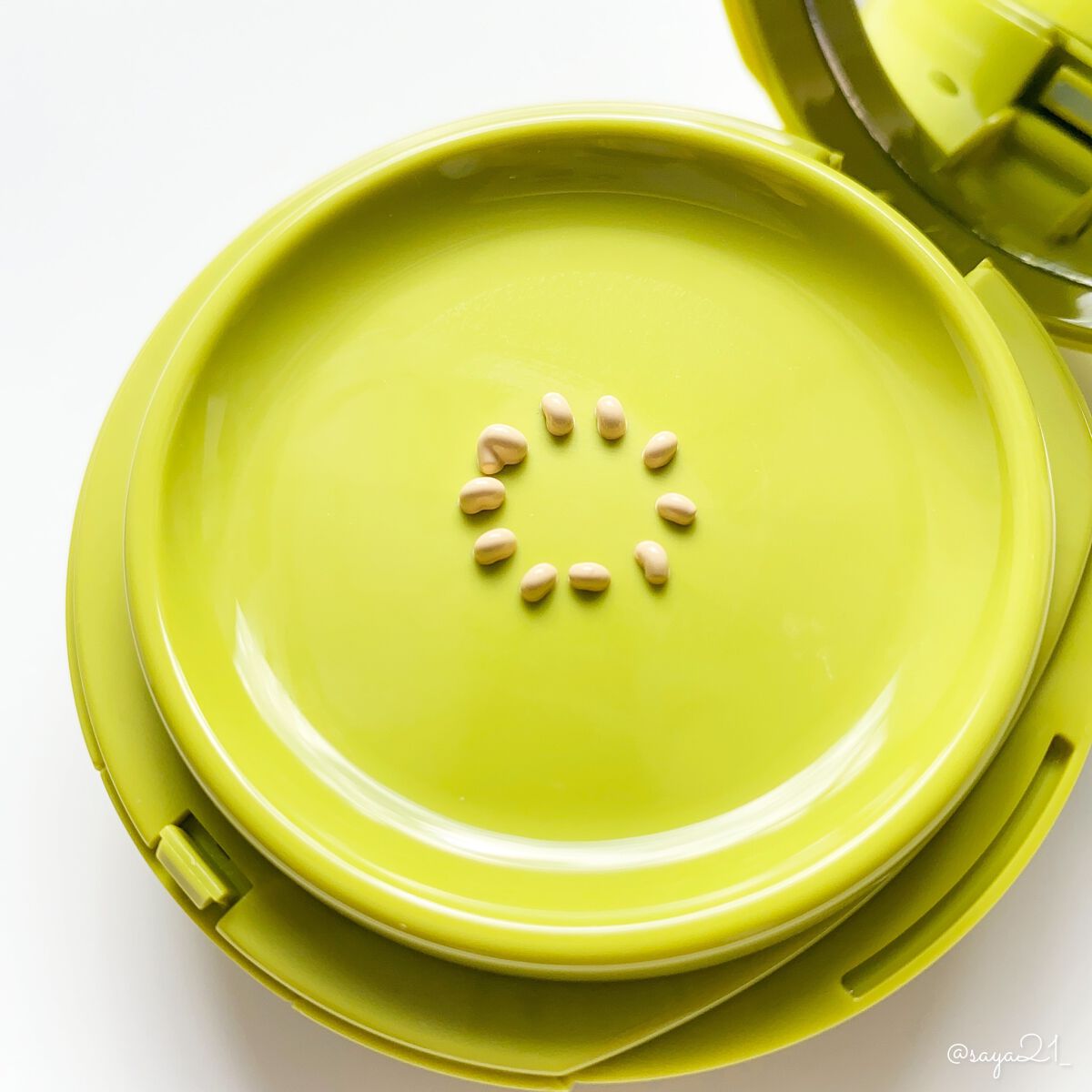 サテンウエアヘルシーグリーンクッション 21N EBURNEAN エバニン/unleashia/クッションファンデーションを使ったクチコミ（2枚目）