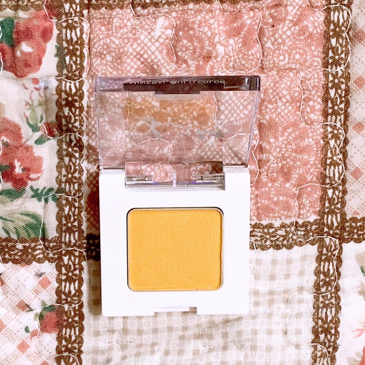 SUIKOミネラルマルチカラー 04 ミモザイエロー/SUIKO HATSUCURE/単色アイシャドウを使ったクチコミ（2枚目）