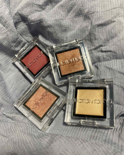 アディクション ザ アイシャドウ スパークル/ADDICTION/単色アイシャドウを使ったクチコミ(4枚目)