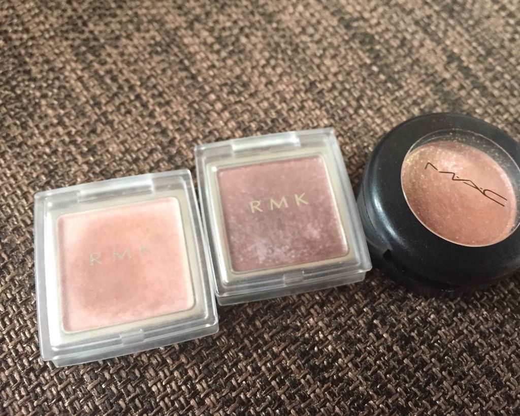 インジーニアス パウダーアイズ N/RMK/単色アイシャドウを使ったクチコミ（1枚目）