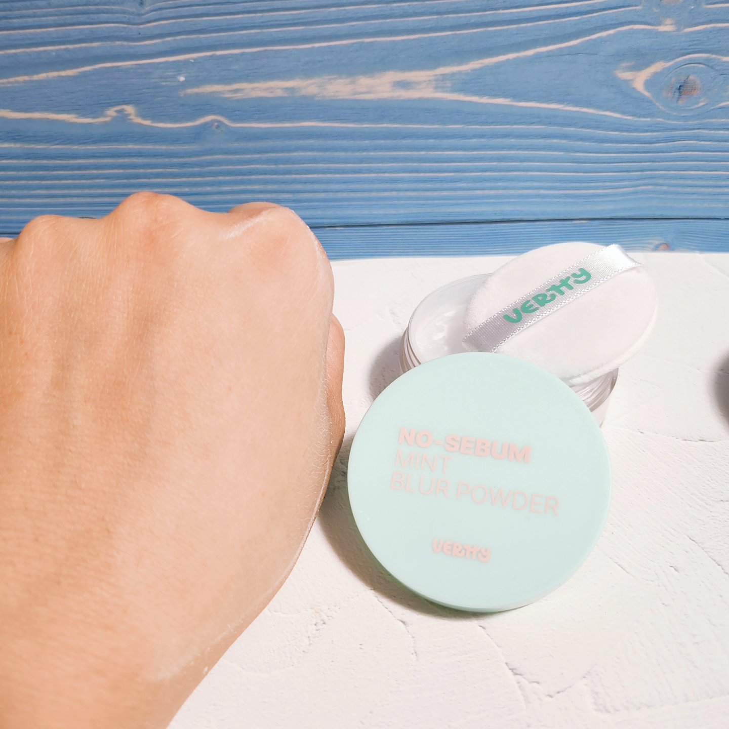 ノーセバムミントブラーパウダー /Vertty/ルースパウダーを使ったクチコミ（2枚目）